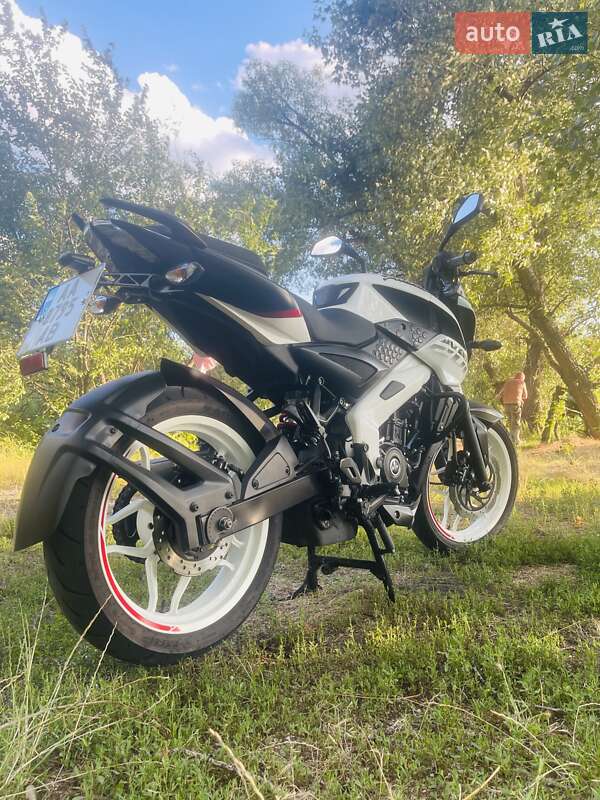 Мотоцикл Без обтекателей (Naked bike) Bajaj Pulsar NS200 2021 в Киеве