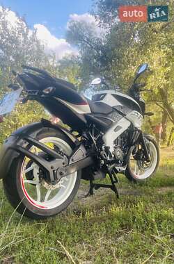 Мотоцикл Без обтікачів (Naked bike) Bajaj Pulsar NS200 2021 в 