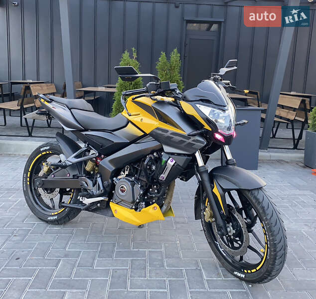Мотоцикл Классик Bajaj Pulsar NS200 2021 в Каменец-Подольском