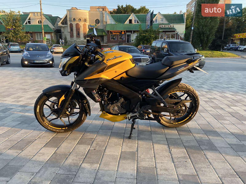 Мотоцикл Классик Bajaj Pulsar NS200 2021 в Каменец-Подольском