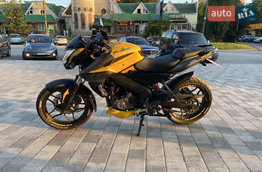 Мотоцикл Классик Bajaj Pulsar NS200 2021 в 