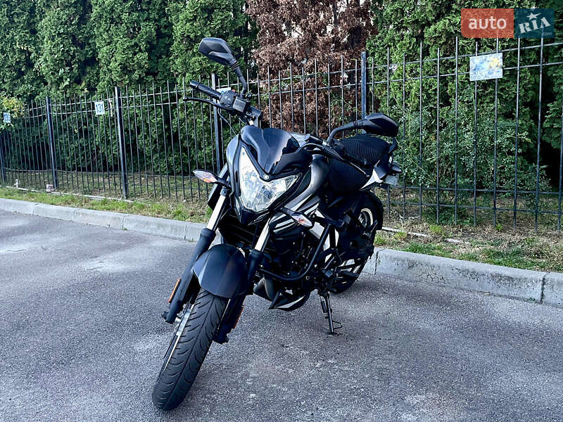 Мотоцикл Без обтекателей (Naked bike) Bajaj Pulsar NS200 2021 в Броварах фото 2 Мотоцикл Без обтекателей (Naked bike) Bajaj Pulsar NS200 2021 в Броварах