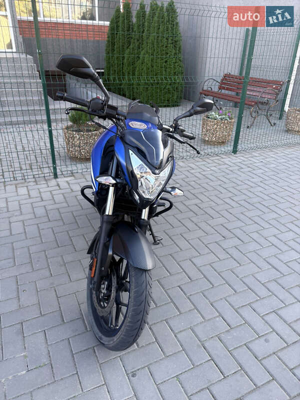 Мотоцикл Без обтекателей (Naked bike) Bajaj Pulsar NS200 2021 в Николаеве