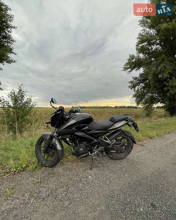 Bajaj Pulsar NS200 2018