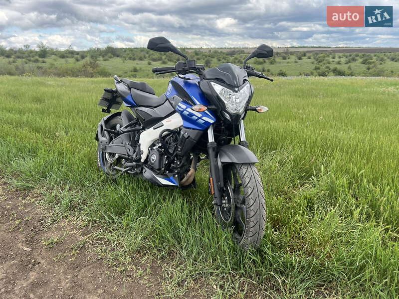 Мотоцикл Без обтекателей (Naked bike) Bajaj Pulsar NS200 2022 в Николаеве