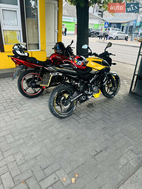 Мотоцикл Классік Bajaj Pulsar NS200 2018 в Рава-Руській
