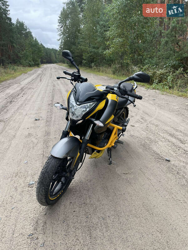 Мотоцикл Без обтекателей (Naked bike) Bajaj Pulsar NS200 2020 в Ровно фото Мотоцикл Без обтекателей (Naked bike) Bajaj Pulsar NS200 2020 в Ровно