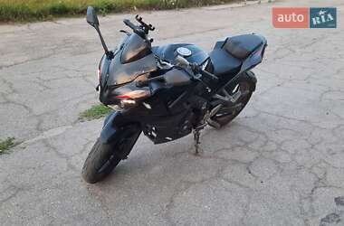Мотоцикл Супермото (Motard) Bajaj Pulsar RS200 2017 в 