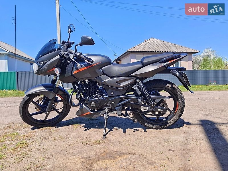 Bajaj Pulsar 2021