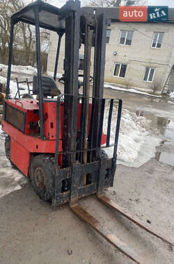 Вилочний навантажувач Balkancar EB 2017 в Буську