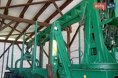 Телескопічні навантажувачі Bartell TS 1991 в Хусті
