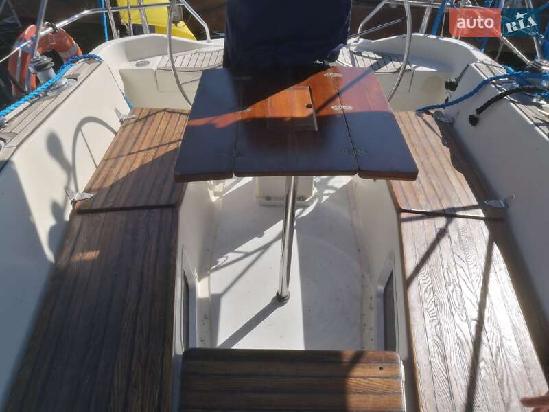 Моторна яхта Bavaria Cruiser 1999 в Миколаєві