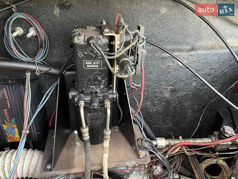 Катер Bayliner 2252 1984 в Киеве фото 30 Катер Bayliner 2252 1984 в Киеве