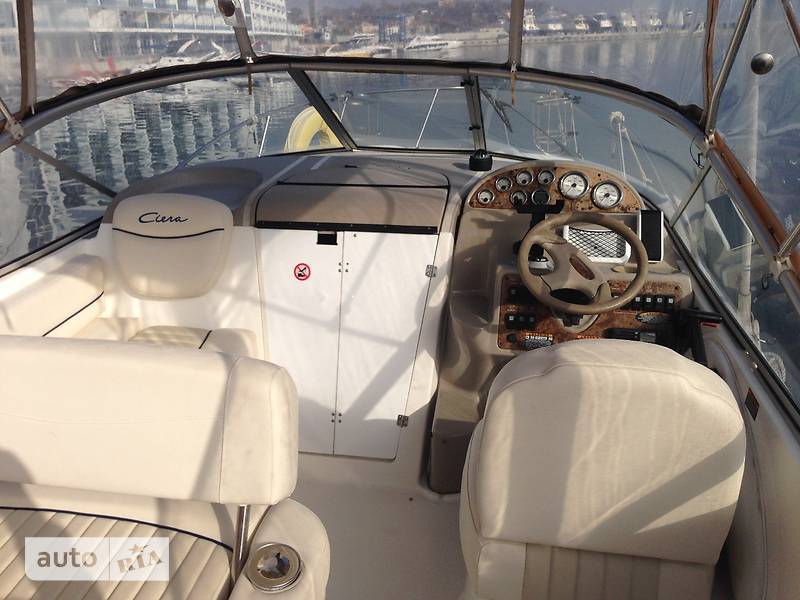 Моторна яхта Bayliner 2455 2001 в Одесі