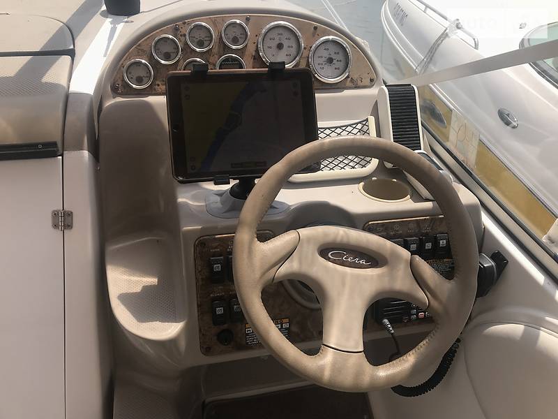 Моторна яхта Bayliner 2455 2001 в Одесі