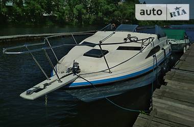 Моторная яхта Bayliner 2455 1990 в 