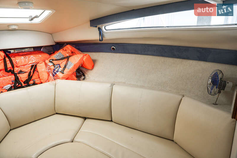 Катер Bayliner 245 2008 в Каменец-Подольском