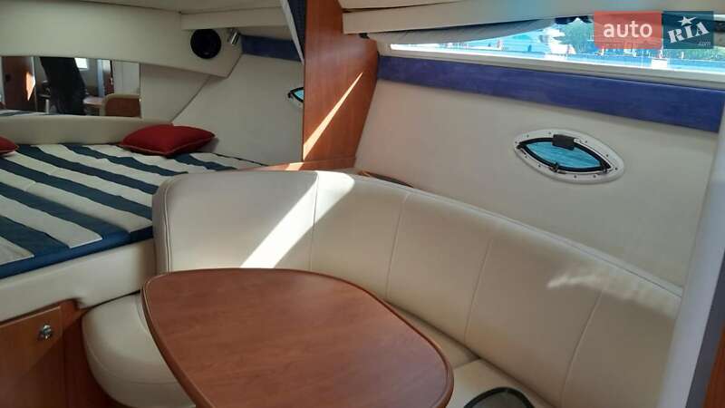 Моторная яхта Bayliner 305 2008 в Киеве