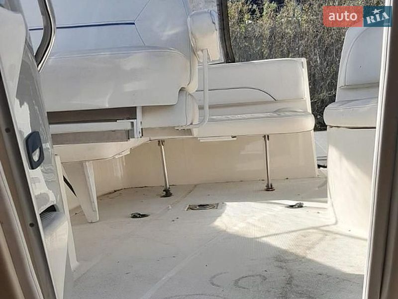 Моторная яхта Bayliner 305 2008 в Киеве