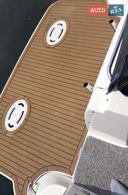 Моторная яхта Bayliner 320 2008 в Киеве