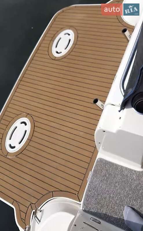 Моторная яхта Bayliner 320 2008 в Киеве