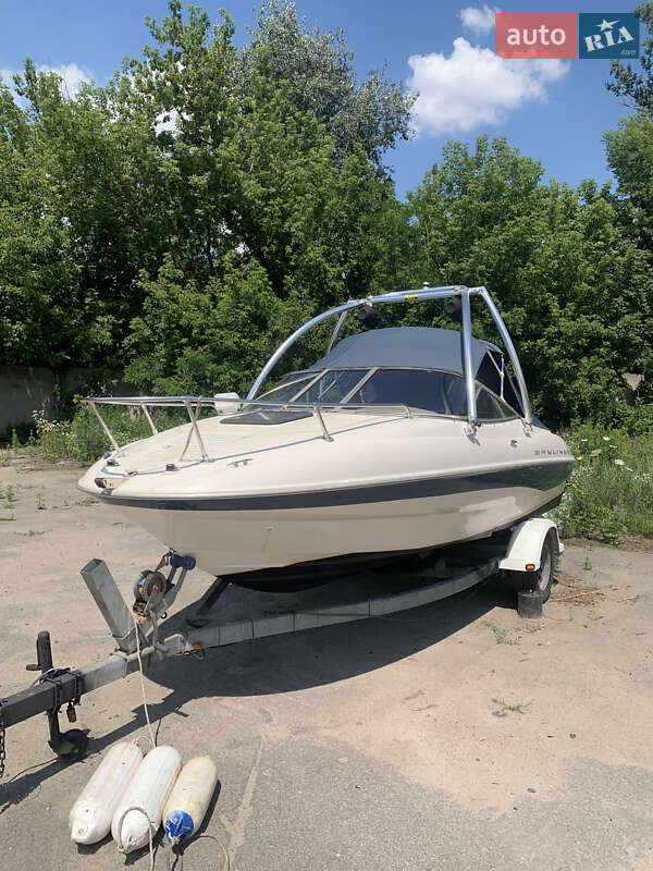 Катер Bayliner Capri 2007 в Кременчуге