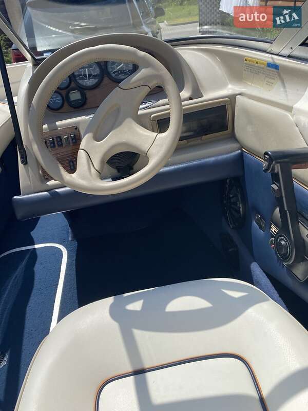 Катер Bayliner Capri 1995 в Луцке