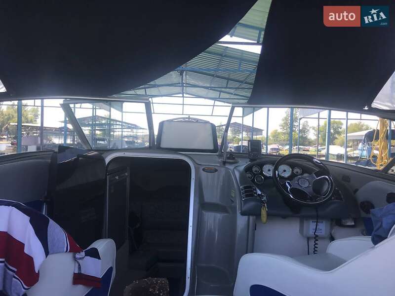 Катер Bayliner Capri 1997 в Запорожье