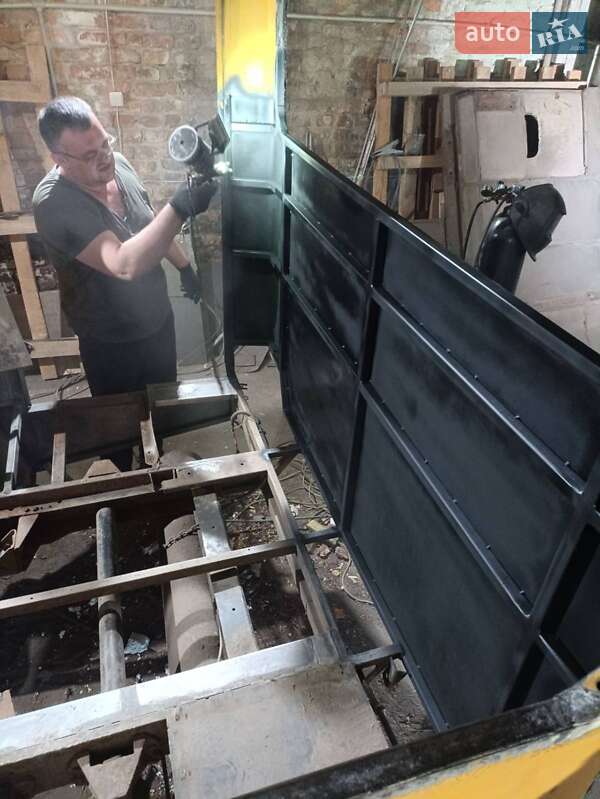 Пригородный автобус БАЗ 2114 2006 в Калиновке