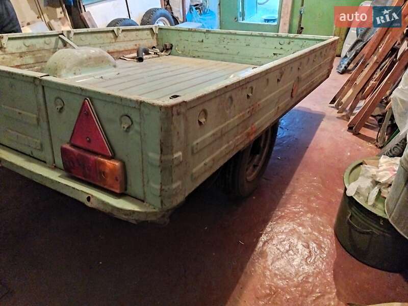 Легковий причіп БАЗ 8142 1992 в Ніжині