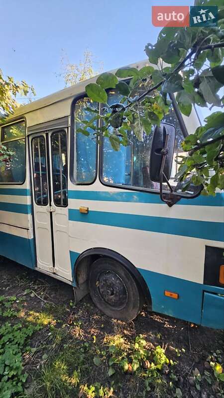 Приміський автобус БАЗ А 079 Эталон 2007 в Львові фото 3 Приміський автобус БАЗ А 079 Эталон 2007 в Львові