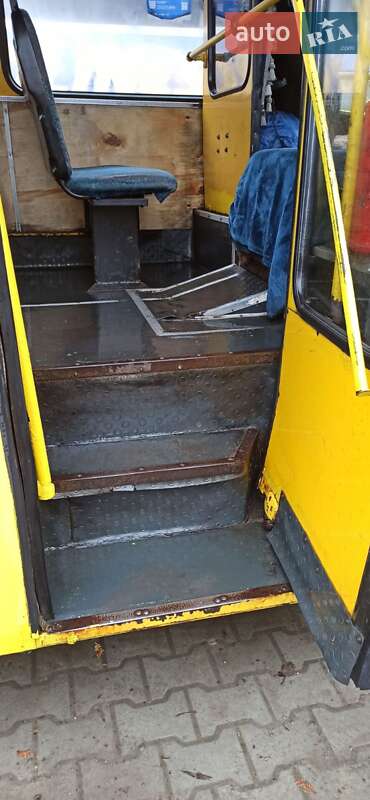 Городской автобус БАЗ А 079 Эталон 2004 в Львове фото 15 Городской автобус БАЗ А 079 Эталон 2004 в Львове