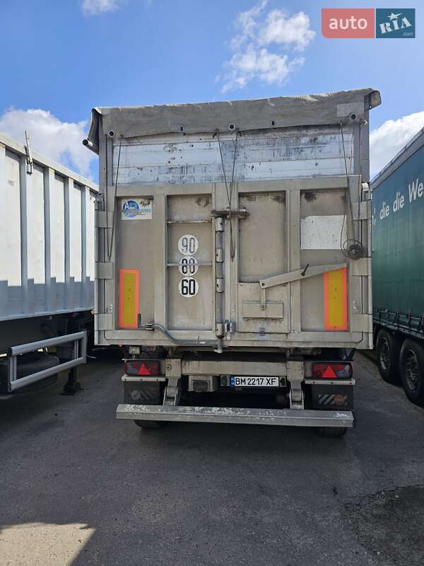 Зерновоз - полуприцеп Benalu 2S21 2005 в Сумах