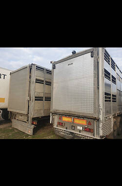 Для перевозки животных - прицеп Benalu 3S24 1996 в Умани
