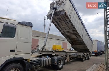 Зерновоз - напівпричіп Benalu 3S24 2000 в Луцьку