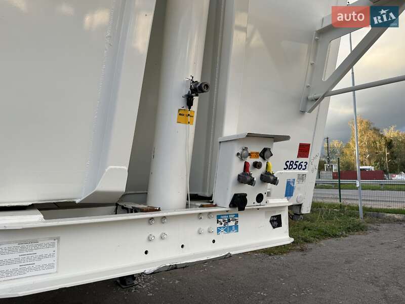 Самоскид напівпричіп Benalu Benalu 2009 в Вінниці