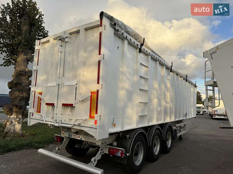 Самоскид напівпричіп Benalu Benalu 2009 в Вінниці