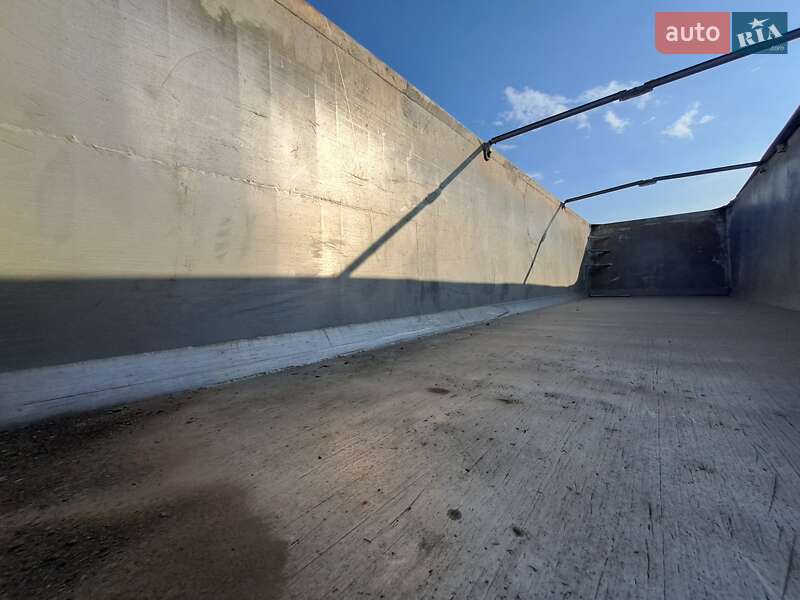 Самоскид напівпричіп Benalu Benalu 2002 в Черкасах