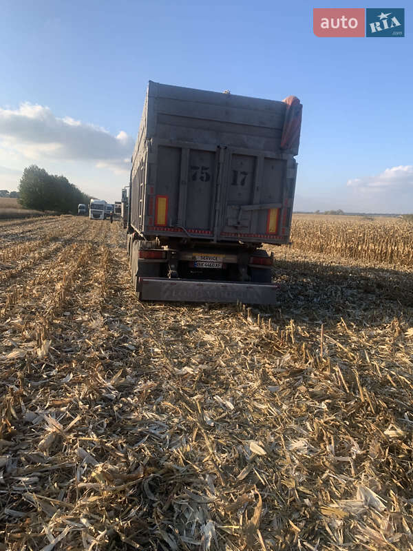 Зерновоз - напівпричіп Benalu Benalu 2004 в Погребище