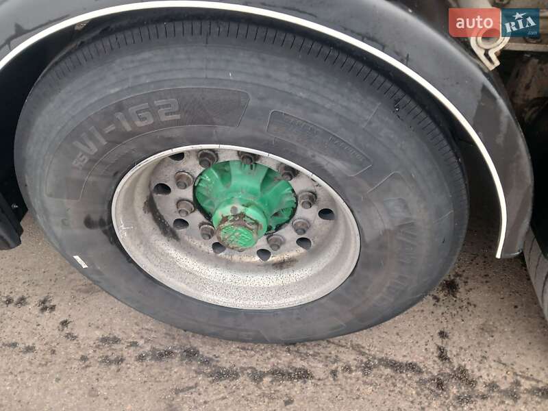 Самоскид напівпричіп Benalu Bencere 2005 в Запоріжжі