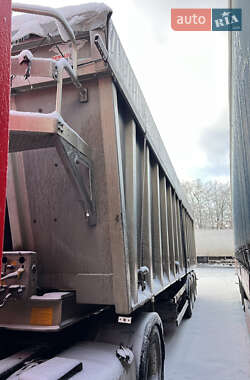 Самоскид напівпричіп Benalu BRD3 2011 в Києві