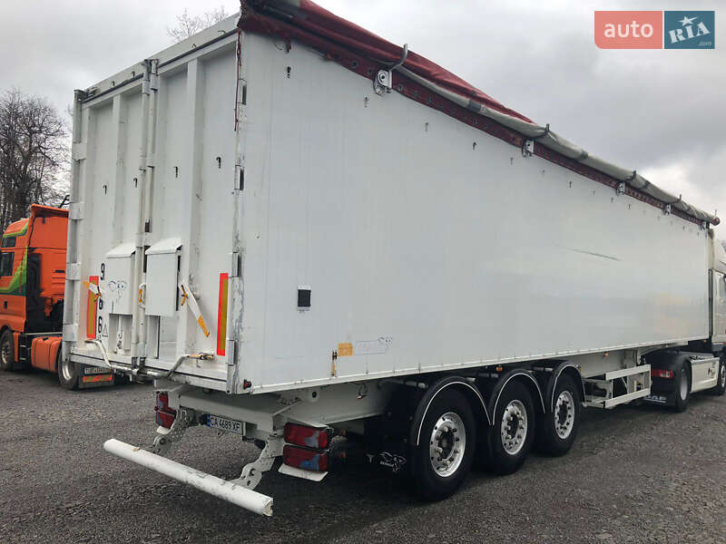 Зерновоз - полуприцеп Benalu C34CMS01 2011 в Виннице