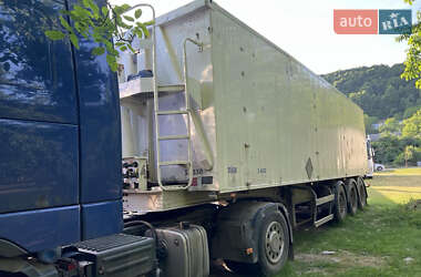 Зерновоз - напівпричіп Benalu C34CMS01 2010 в Тячеві