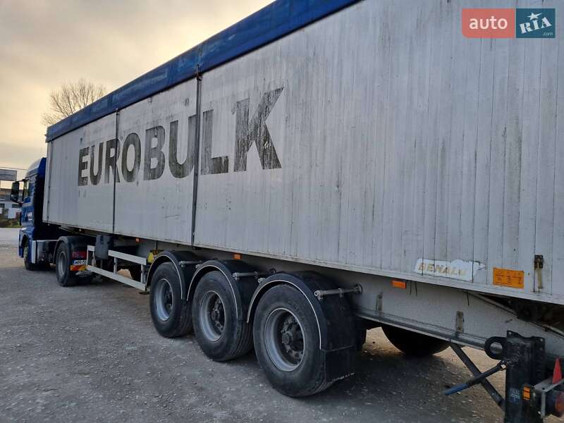 Самосвал полуприцеп Benalu Fruehauh 2010 в Виннице