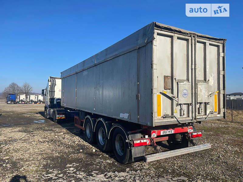 Зерновоз - напівпричіп Benalu Optiliner 2008 в Тячеві