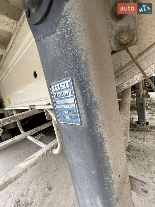 Зерновоз - полуприцеп Benalu С34 2008 в Киеве