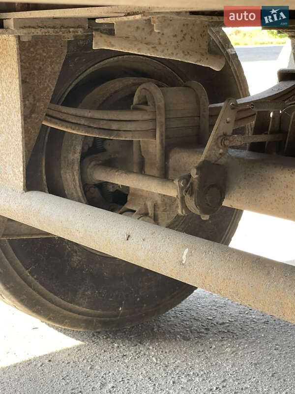 Зерновоз - полуприцеп Benalu T34C-1 1991 в Хмельницком фото 5 Зерновоз - полуприцеп Benalu T34C-1 1991 в Хмельницком