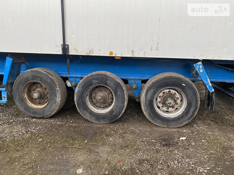 Зерновоз - полуприцеп Benalu TF34C1 1989 в Золочеве