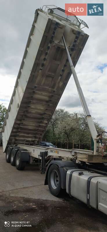 Самосвал полуприцеп Benalu TF34C1 1995 в Прилуках фото 5 Самосвал полуприцеп Benalu TF34C1 1995 в Прилуках