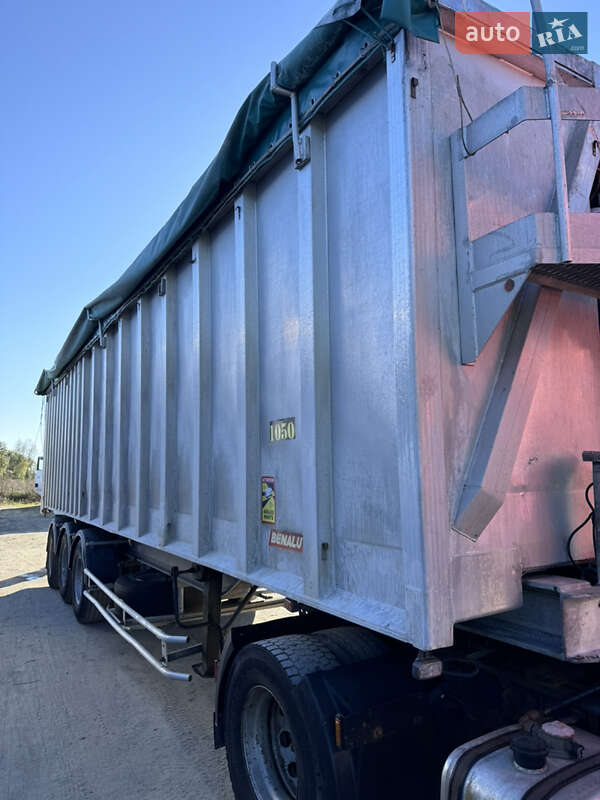 Зерновоз - полуприцеп Benalu TF34C1 2000 в Львове